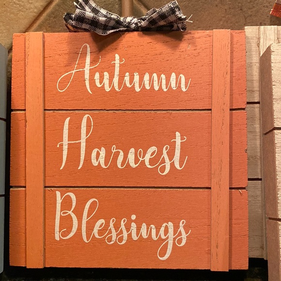 Fall wooden sign. Small 6X6. - Picture 1 of 1